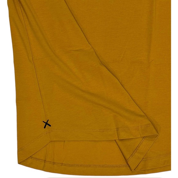 Cuts Clothing Men's Curve Hem Crew Neck 4 Way Stretch Tee T-Shirt - Mustard - Picture 2 of 2